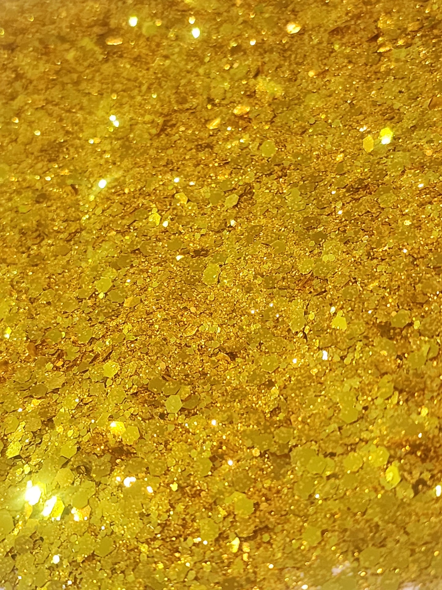 #82 Gold chunky glitter